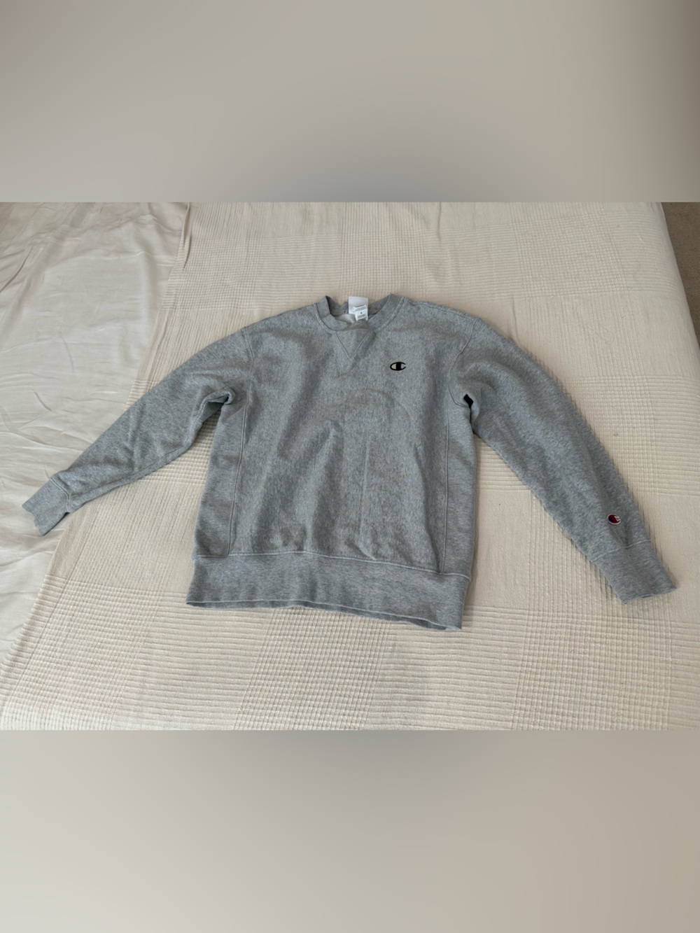 Champion women’s Gray Crewneck Sweatshirt